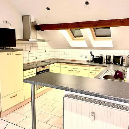 Apartmán Grosszuegige Fuer Bis Zu 8 Personen Im Herzen Von Zirndorf, Ideal Fuer Gruppen *